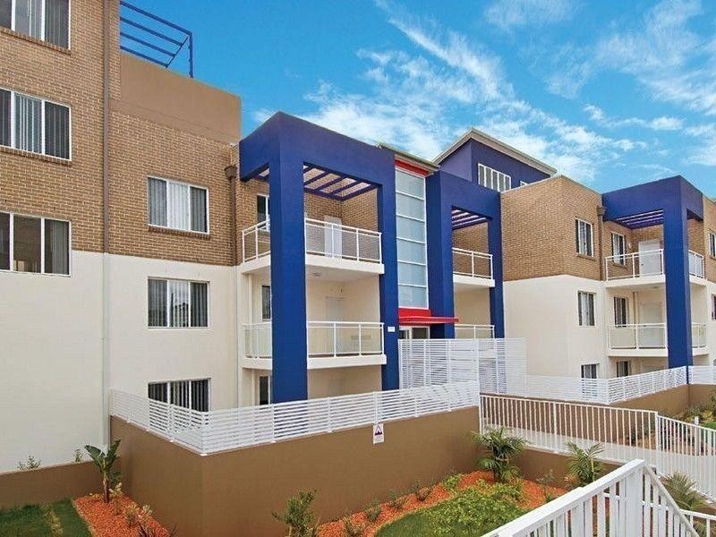 43/2-12 Civic Ave, Pendle Hill NSW 2145