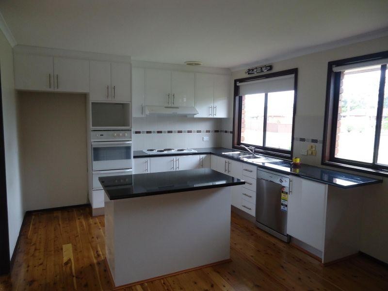 13  Tucks Road, Toongabbie NSW 2146