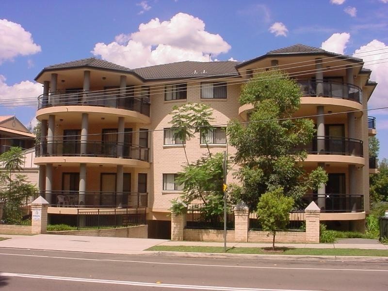 13/74 Lane Street, Wentworthville NSW 2145