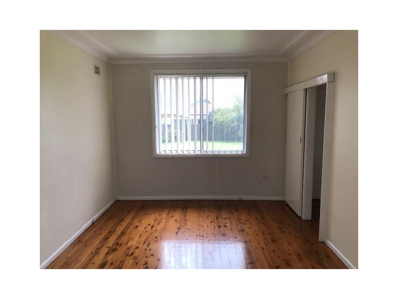 24 Potter Street, Toongabbie NSW 2146