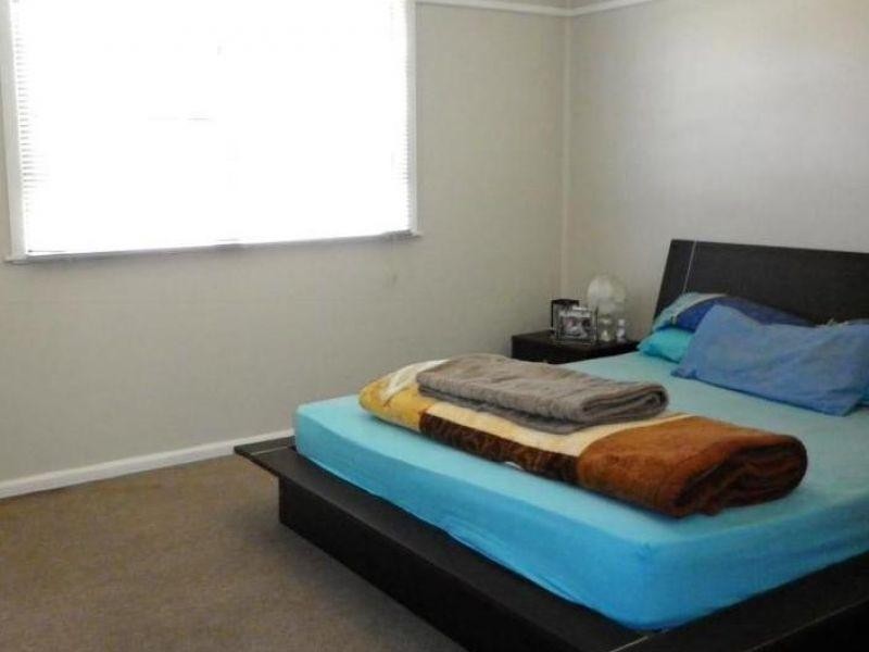 4 Bates Avenue, South Wentworthville NSW 2145