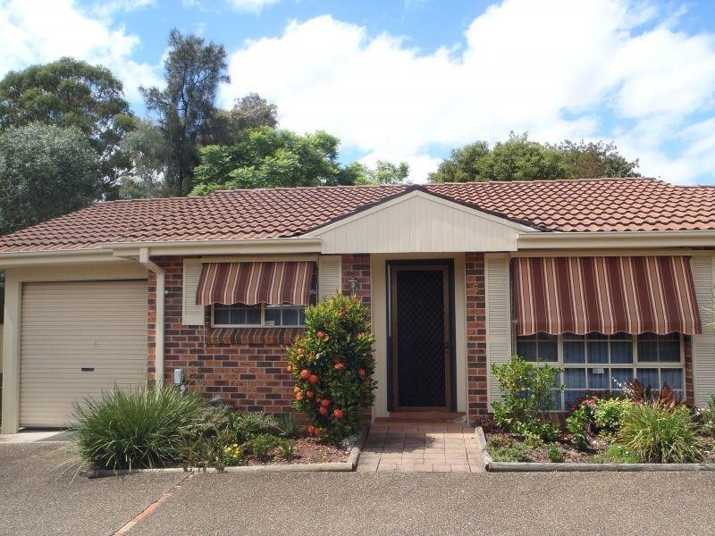 6/5a Binalong Road, Pendle Hill NSW 2145