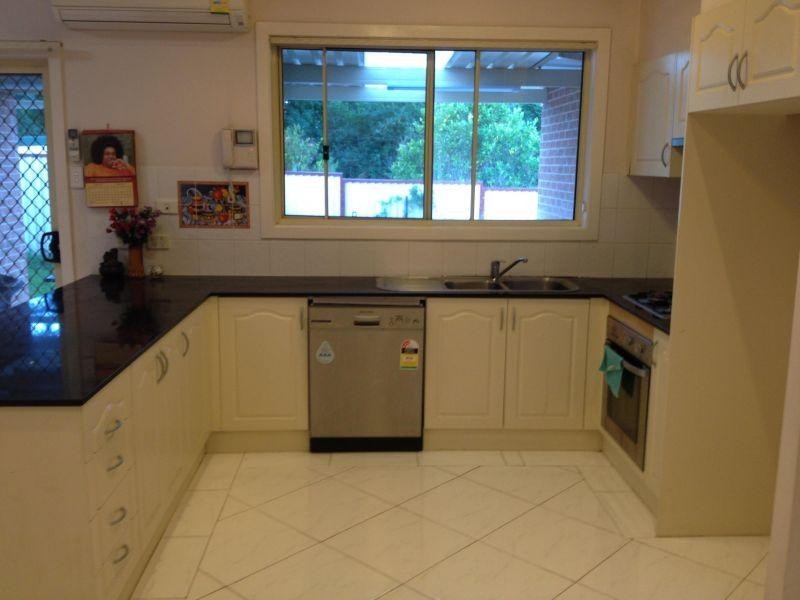 86a Targo Road, Girraween NSW 2145