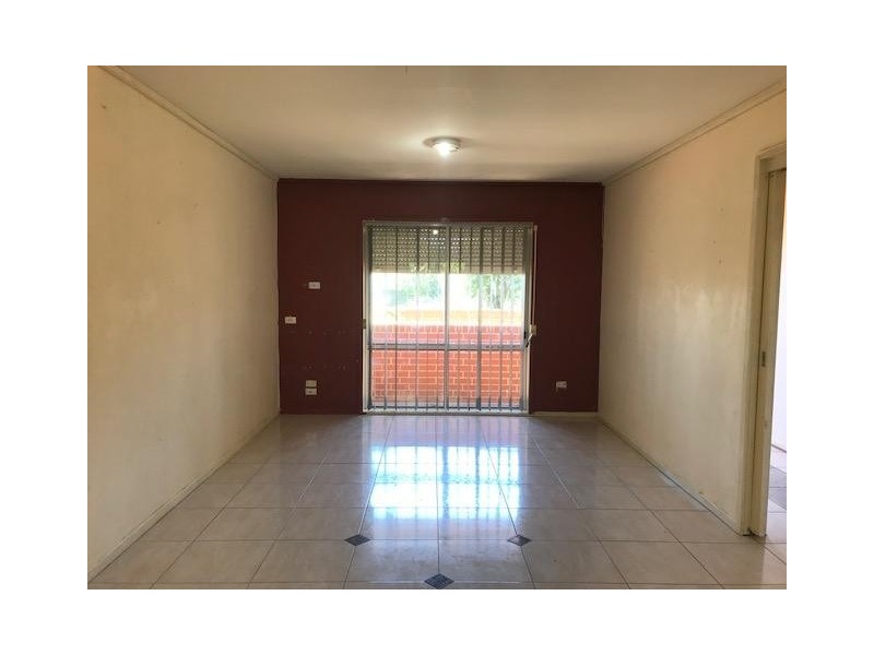 1/58 Hawkesbury Road, Westmead NSW 2145