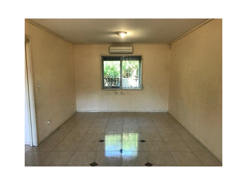 1/58 Hawkesbury Road, Westmead NSW 2145