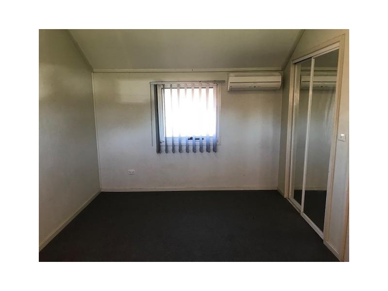 1/58 Hawkesbury Road, Westmead NSW 2145