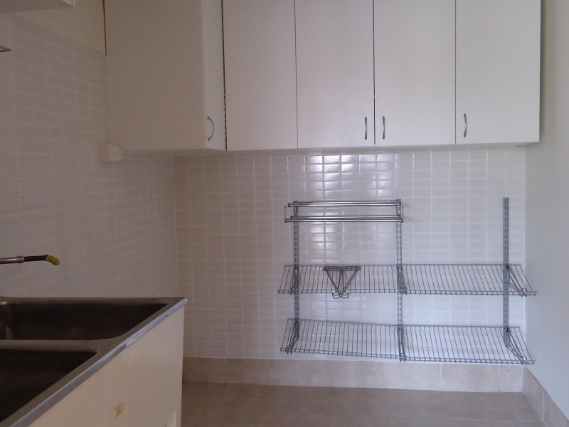 1/117a Binalong Road, Toongabbie NSW 2146