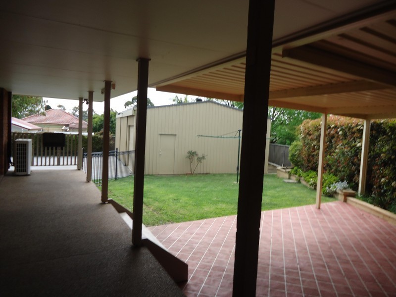 1/117a Binalong Road, Toongabbie NSW 2146