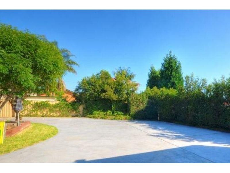 1/117a Binalong Road, Toongabbie NSW 2146