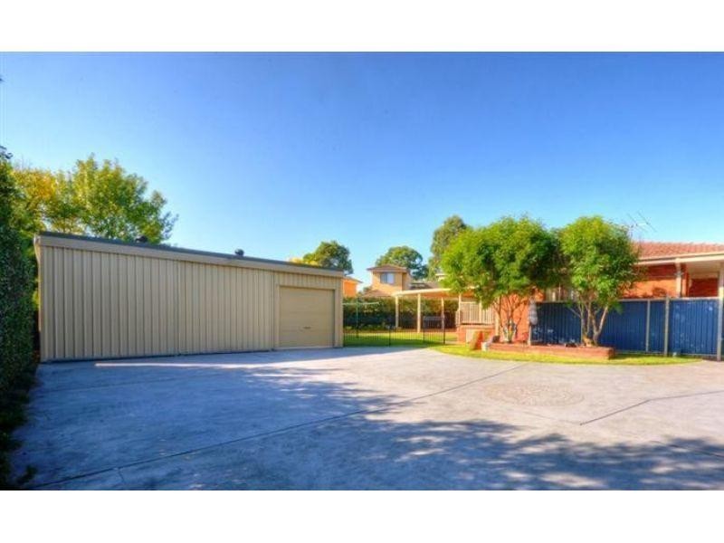 1/117a Binalong Road, Toongabbie NSW 2146