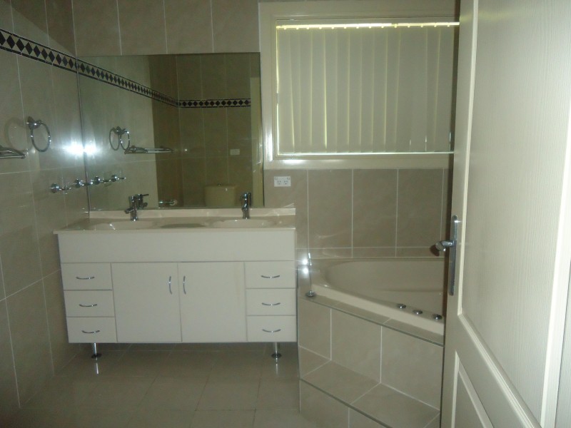 35 Hayes Ave, Kellyville NSW 2155