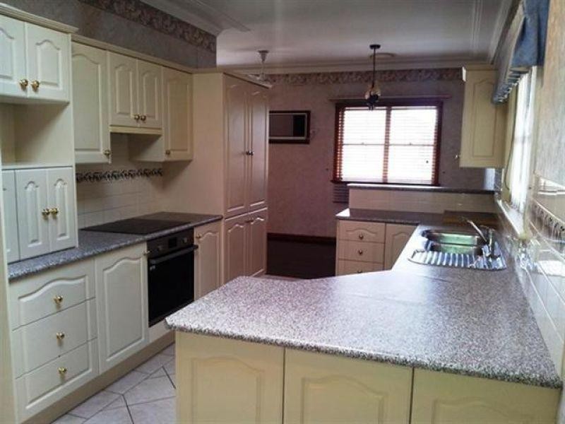 14 Slim Place, Constitution Hill NSW 2145