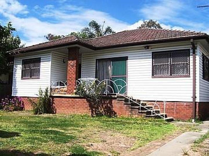 4 Binya Street, Pendle Hill NSW 2145