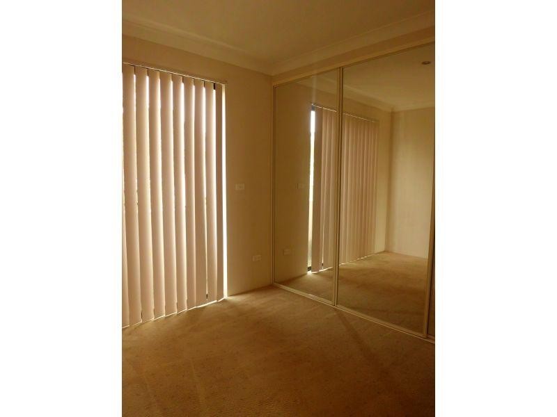 8/170 Bridge Road, Westmead NSW 2145