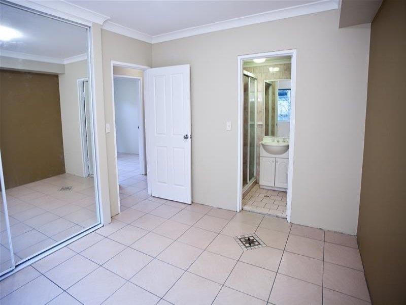 2/58 Fullagar Road, Wentworthville NSW 2145