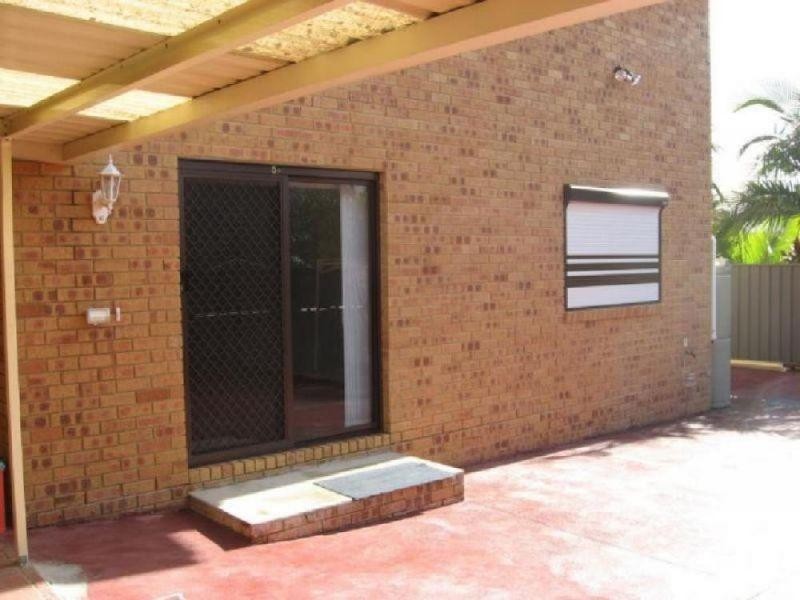 5A Darmenia Avenue, Wentworthville NSW 2145