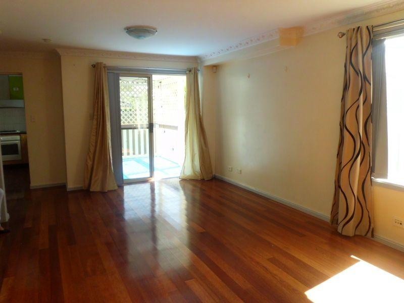 2/45 Emert Street, Wentworthville NSW 2145