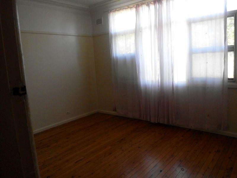 11  Fifth Avenue, Blacktown NSW 2148