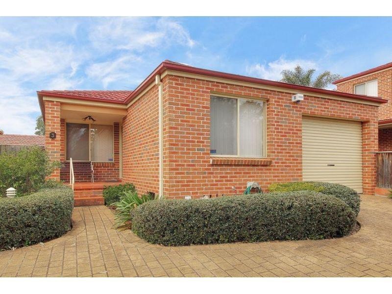 3/14 Gilba Road, Pendle Hill NSW 2145