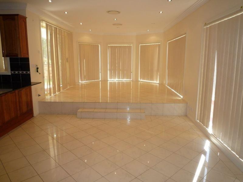 18 Targo Road, Girraween NSW 2145