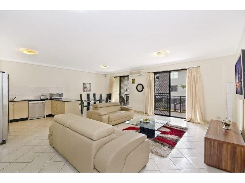 15/2-4 Reid Ave, Westmead NSW 2145