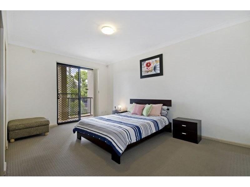15/2-4 Reid Ave, Westmead NSW 2145