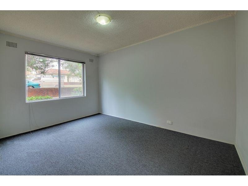 1/150 Station Street, Wentworthville NSW 2145