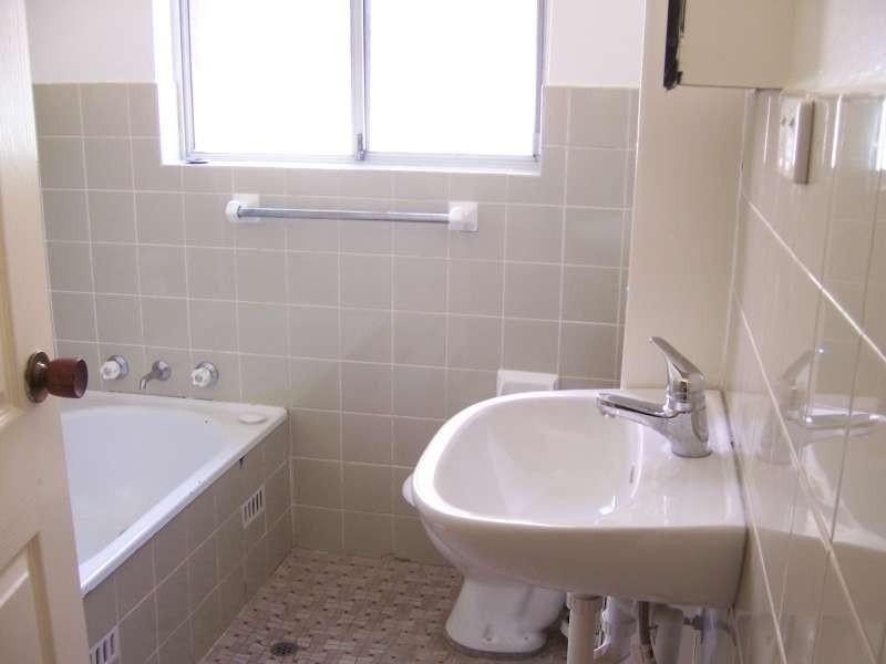 1/150 Station Street, Wentworthville NSW 2145