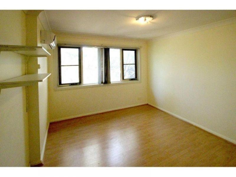 5/1a  Stapleton Street, Wentworthville NSW 2145