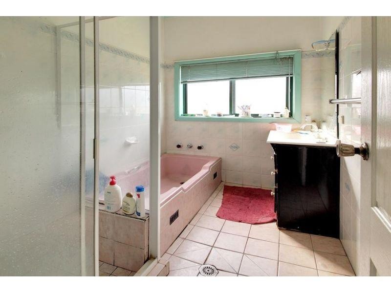 2/9 Oramzi Road, Girraween NSW 2145