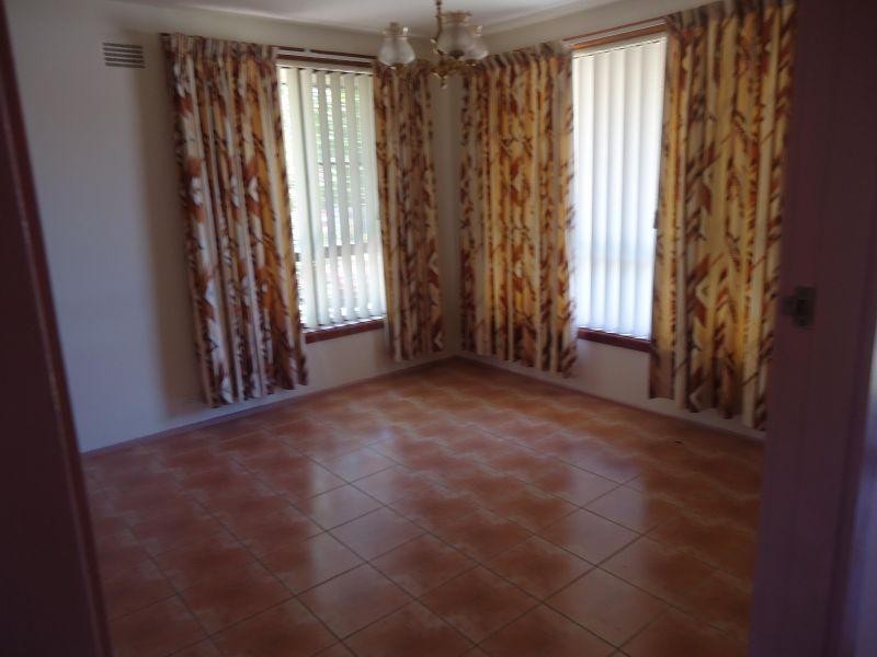 8 Bega Street, Wentworthville NSW 2145