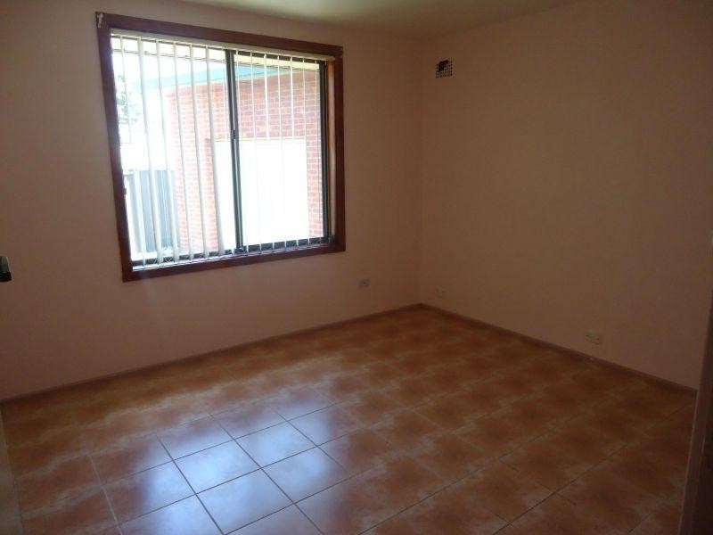 8 Bega Street, Wentworthville NSW 2145