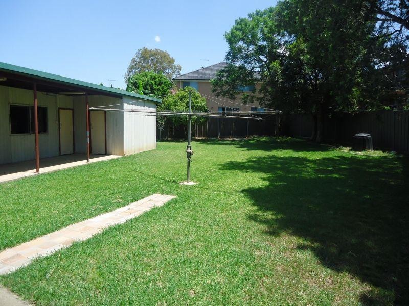 8 Bega Street, Wentworthville NSW 2145