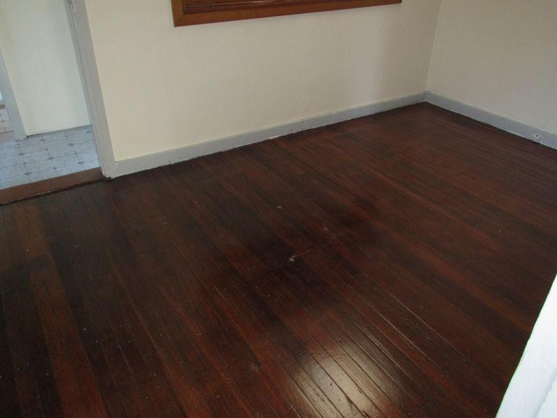 37 Bradshaw Avenue, Moorebank NSW 2170