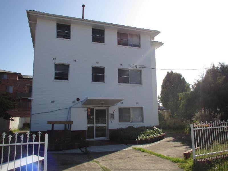 10/7 Short Street, Liverpool NSW 2170