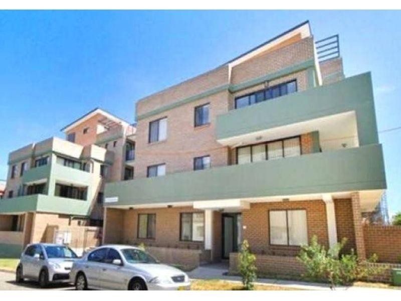 31/5-11 Howard Avenue, Northmead NSW 2152