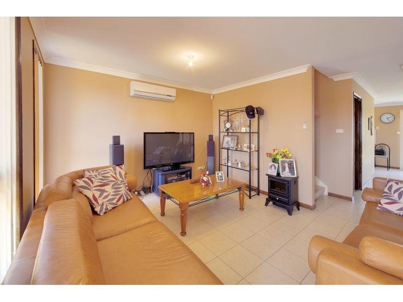 3 Berrara Close, Prestons NSW 2170