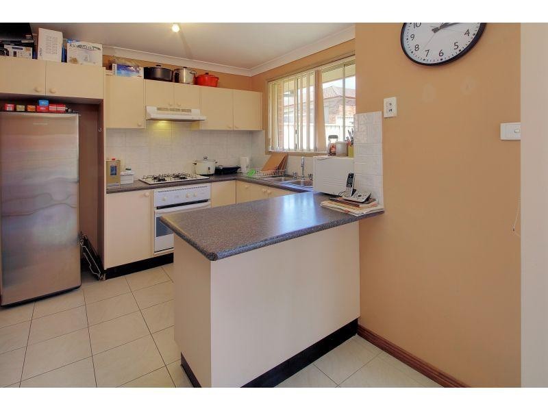 3 Berrara Close, Prestons NSW 2170