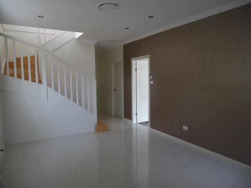 1/73 Girraween road, Girraween NSW 2145