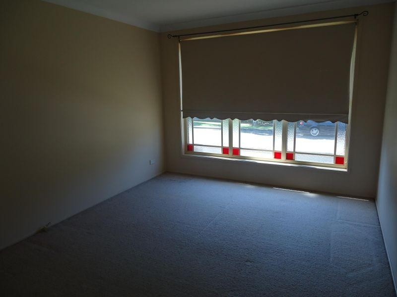 2a  Binya Street, Pendle Hill NSW 2145