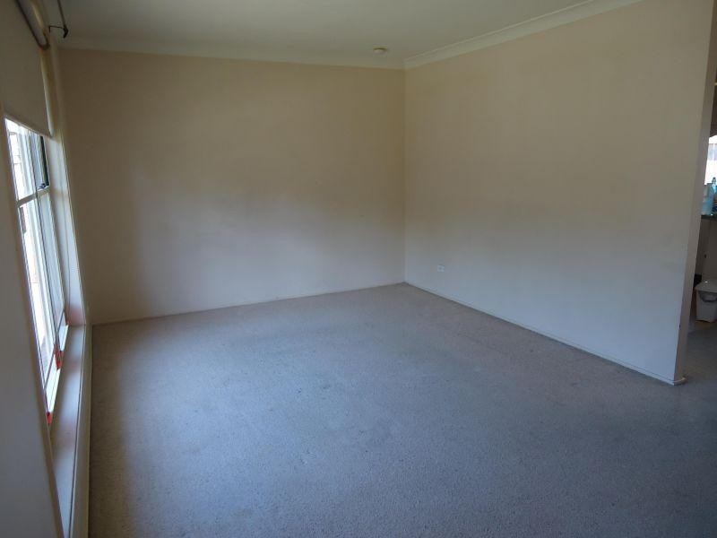 2a  Binya Street, Pendle Hill NSW 2145