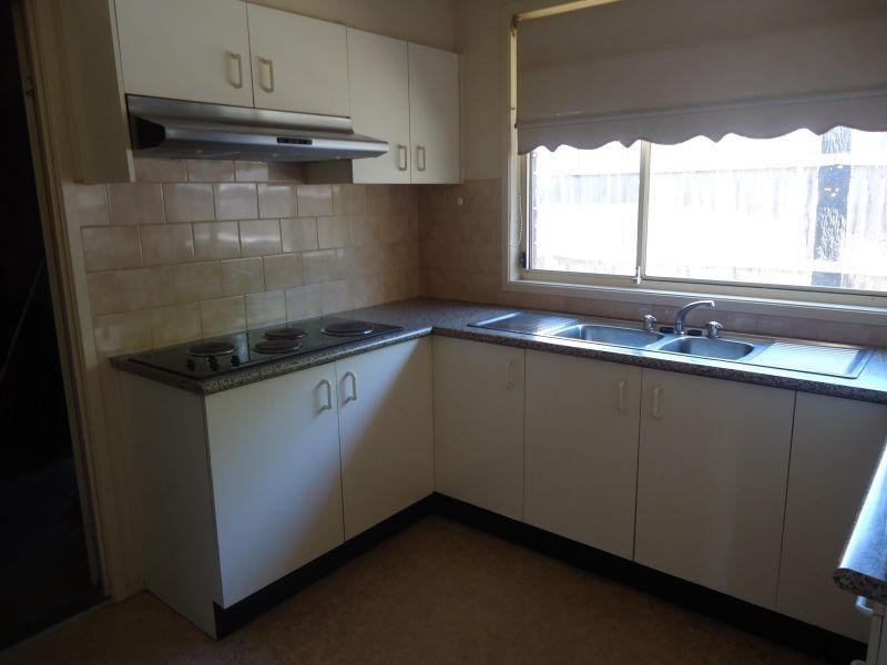 2a  Binya Street, Pendle Hill NSW 2145