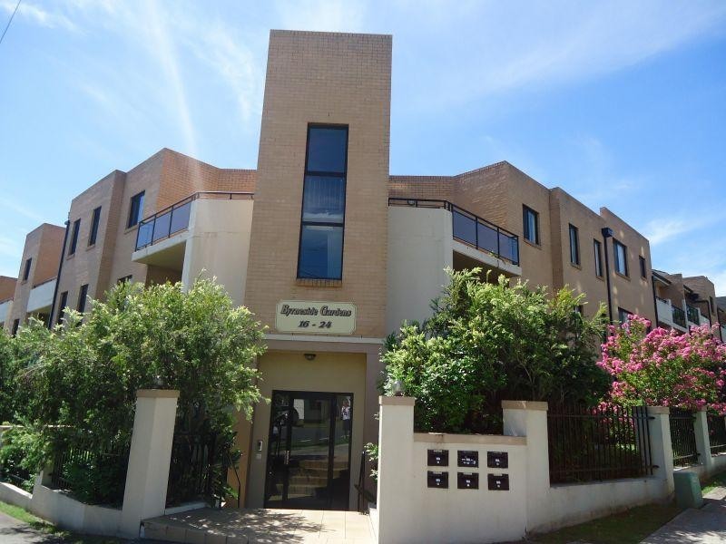 32/16-24 Lydbrook Street, Westmead NSW 2145