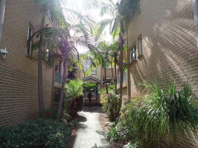 12/79-85 Stapleton Street, Pendle Hill NSW 2145