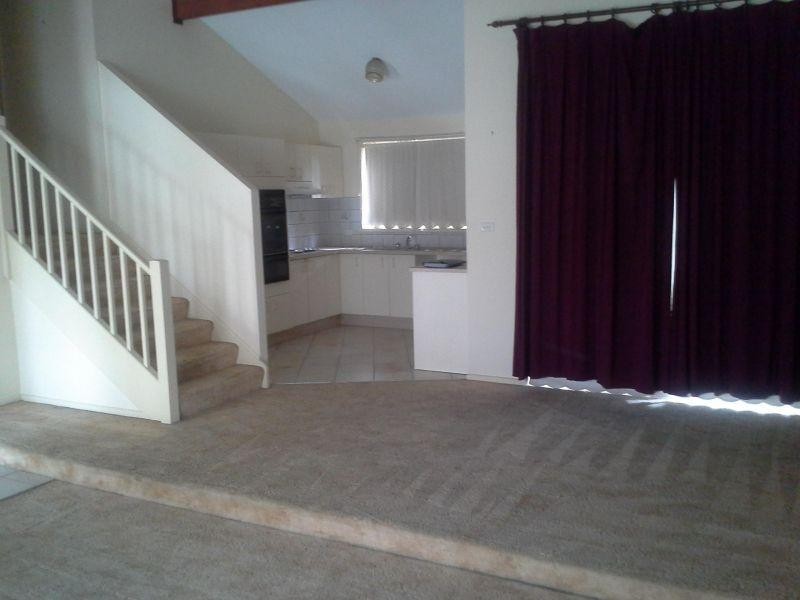 4/142 Dunmore Street, Wentworthville NSW 2145