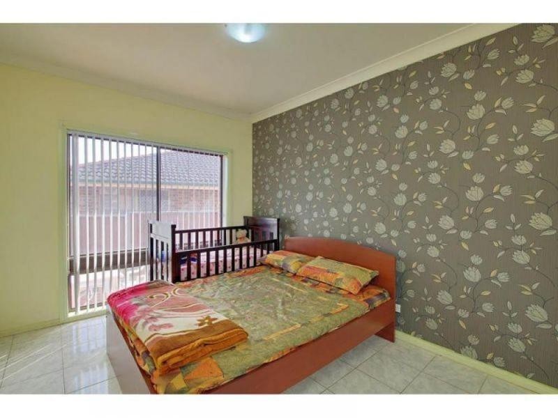 4/15 Wyena Road, Pendle Hill NSW 2145