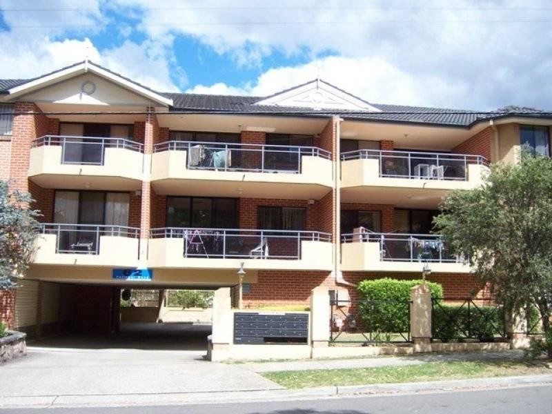 12/64 Fullagar Road, Wentworthville NSW 2145