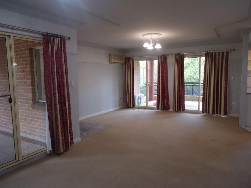 1/21-23 Queens Rd, Westmead NSW 2145