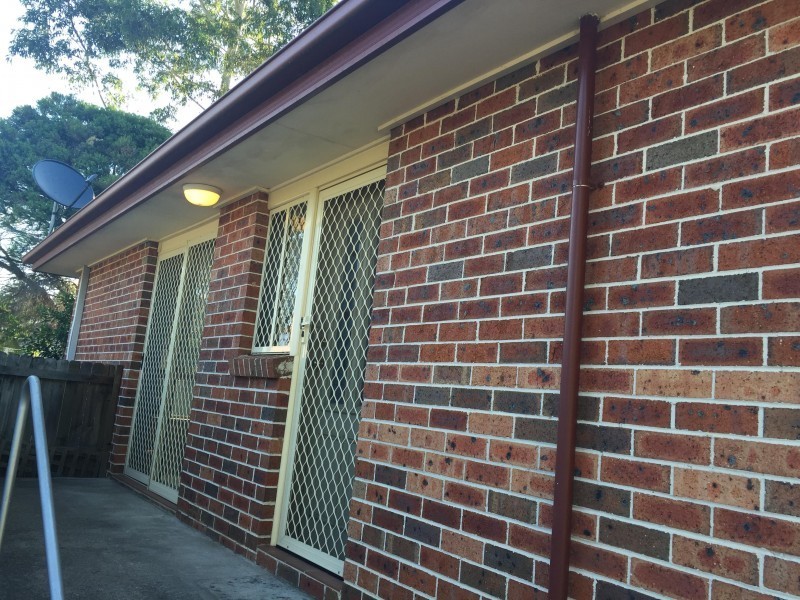 8/43 Magowar Road, Pendle Hill NSW 2145