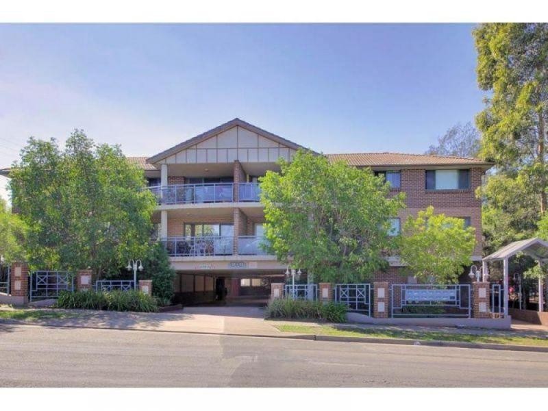 4/2-6 Goodall Street, Pendle Hill NSW 2145